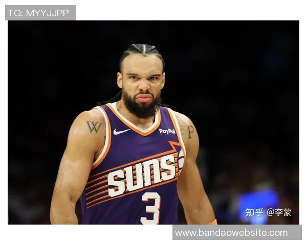 狄龙加盟太阳后焕发新生布克与狄龙双星组合引发期待 狄龙加盟太阳后焕发新生布克与狄龙双星组合引发期待